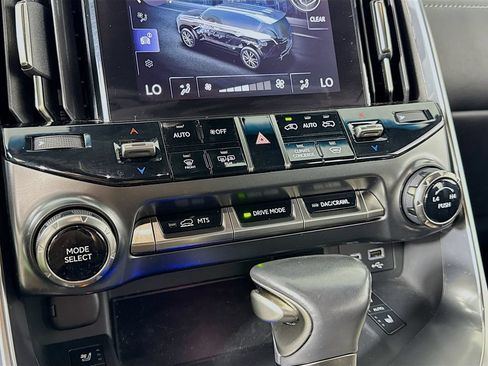 Used 2024 Lexus LX 600 4WD w/ Interior Upgrade Package image 36