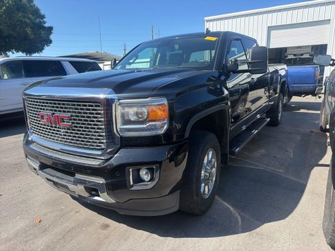 Used 2015 GMC Sierra 3500 Denali w/ Duramax Plus Package AWD/4WD image 3