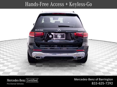 Used 2023 Mercedes-Benz GLB 250 4MATIC w/ Premium Package image 4