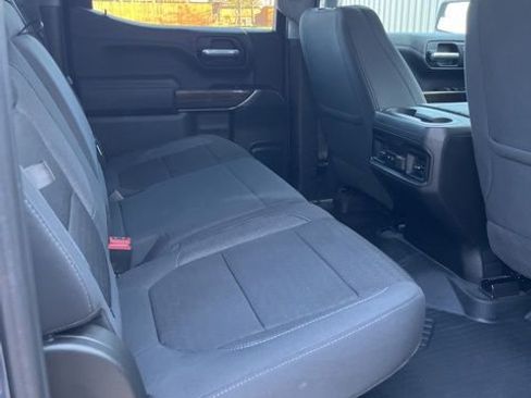 Used 2021 Chevrolet Silverado 1500 LT Trail Boss image 9