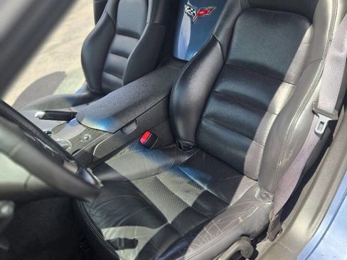 Used 2011 Chevrolet Corvette Convertible w/ Preferred Equipment Group RWD image 23