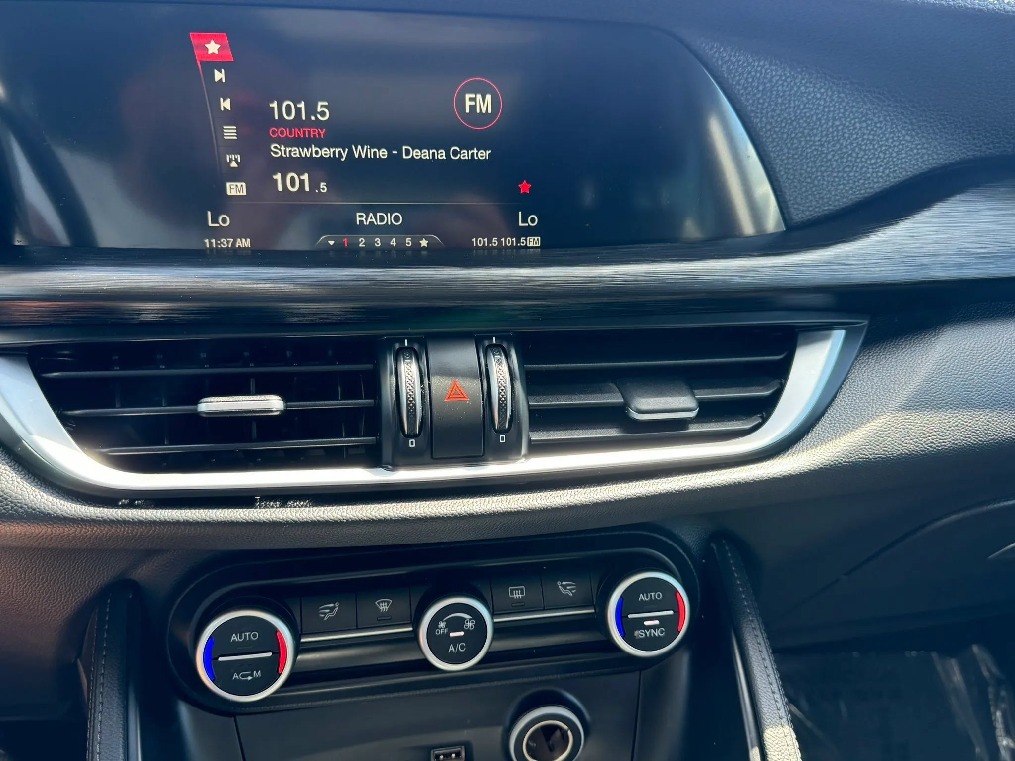 Used 2019 Alfa Romeo Stelvio RWD image 20