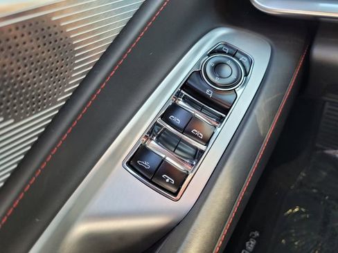 Used 2024 Chevrolet Corvette Z06 image 20