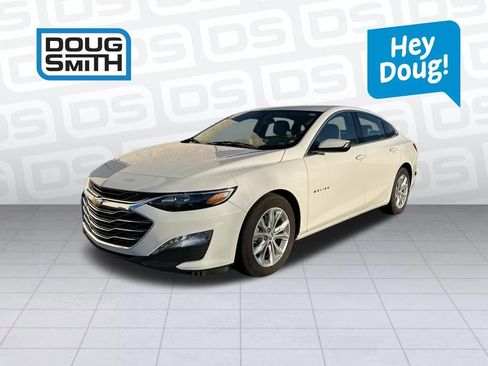 Used 2024 Chevrolet Malibu LT image 3