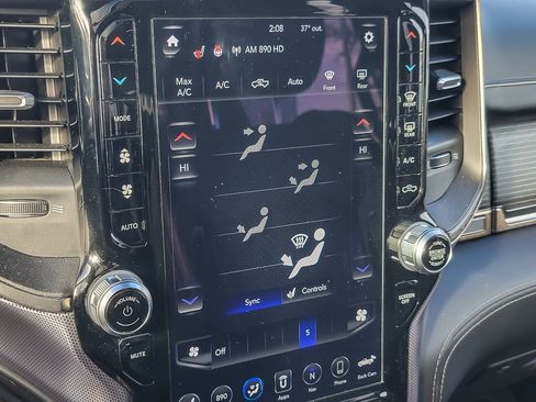 Used 2020 RAM 1500 Limited image 13