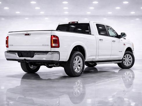 Used 2022 RAM 2500 Laramie AWD/4WD image 5