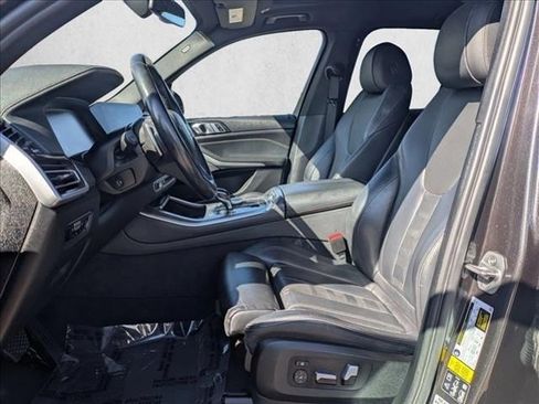 Used 2022 BMW X5 xDrive40i w/ Premium Package image 18