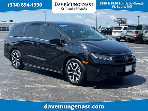 Certified 2026 Honda Odyssey EX-L image 1