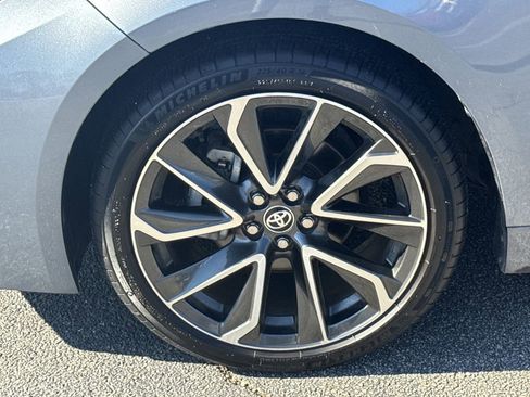 Used 2022 Toyota Corolla SE image 11
