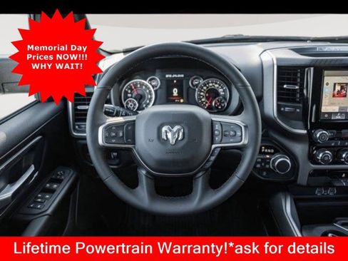 New 2025 RAM 1500 Big Horn AWD/4WD image 31