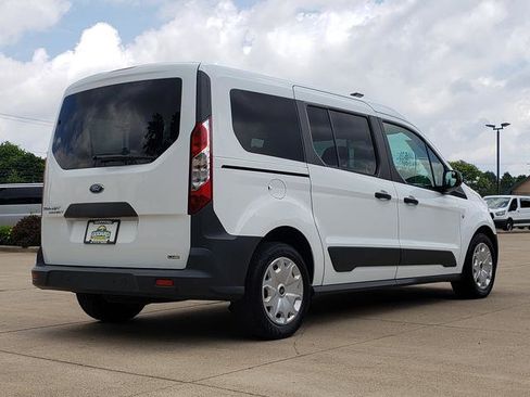 Used 2017 Ford Transit Connect XL FWD image 6