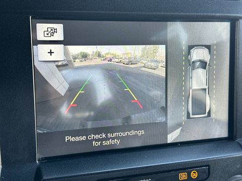 Used 2018 Ford F350 Limited image 19