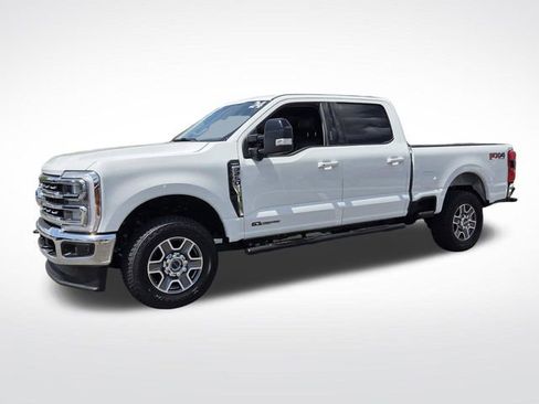 Certified 2024 Ford F250 Lariat w/ FX4 Off-Road Package AWD/4WD image 5