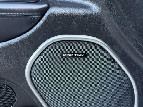 Used 2018 Jeep Grand Cherokee High Altitude RWD image 23