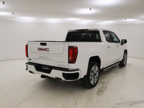 Used 2024 GMC Sierra 1500 Denali w/ Denali Reserve Package image 3