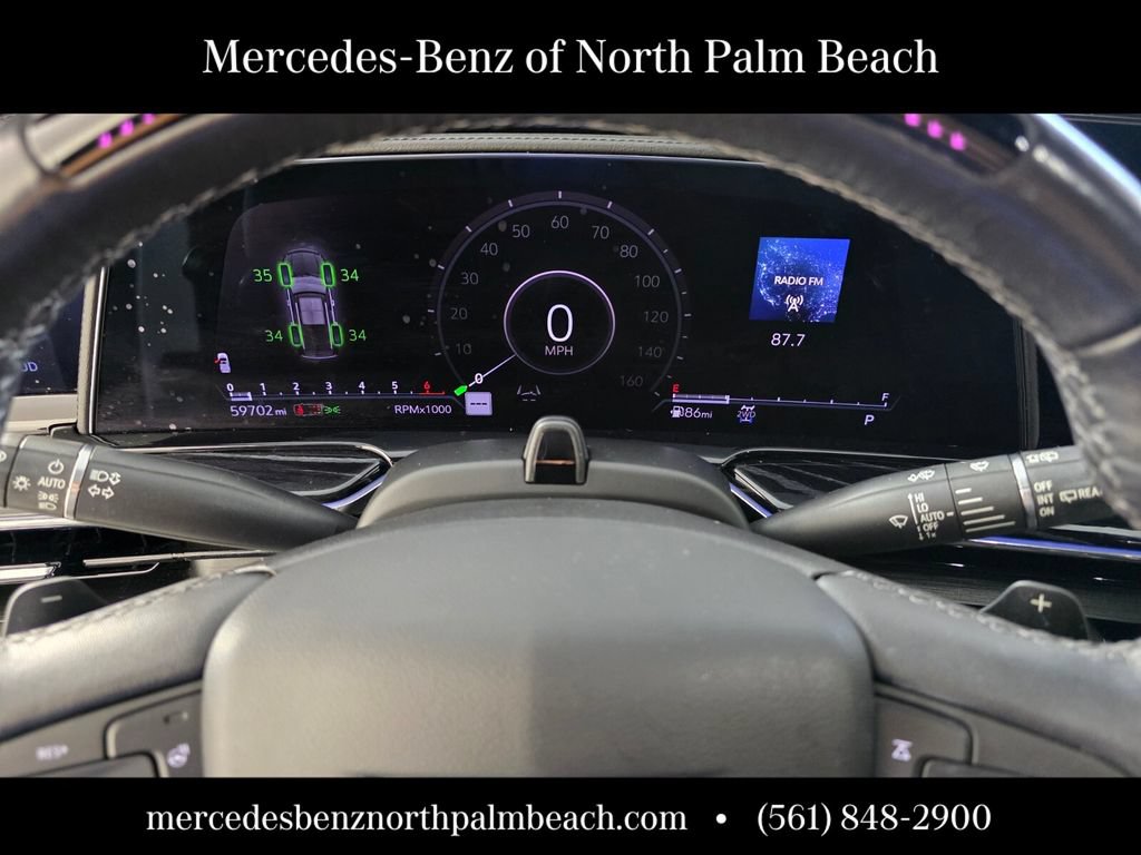 Used 2022 Cadillac Escalade Sport AWD/4WD image 22