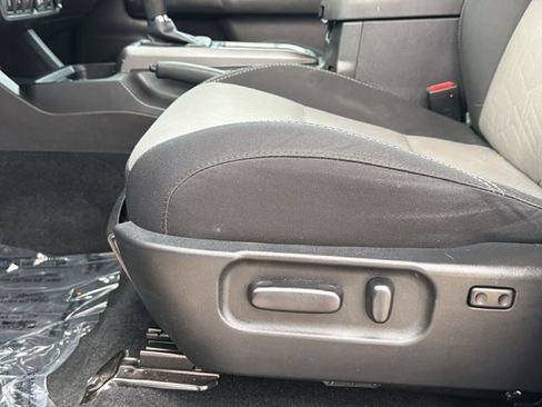 Used 2023 Toyota Tacoma TRD Sport w/ Technology Package RWD image 18