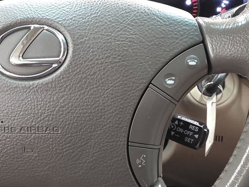 Used 2004 Lexus LX 470 4WD image 32