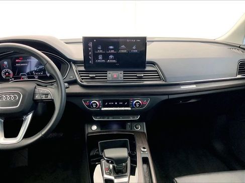 Certified 2023 Audi Q5 e Premium w/ Convenience Package image 6
