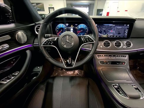 Certified 2022 Mercedes-Benz E 350 Sedan image 5