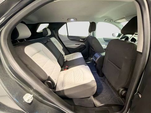 Used 2021 Chevrolet Equinox LS w/ LS Convenience Package AWD/4WD image 22