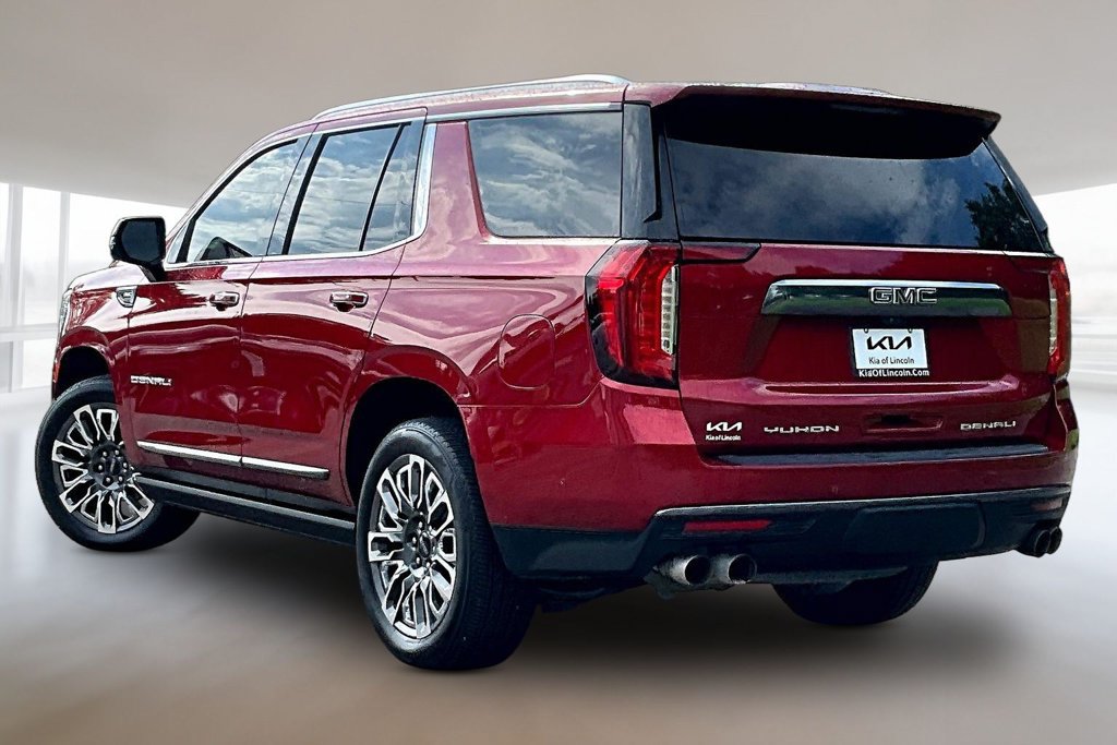 Used 2023 GMC Yukon Denali Ultimate AWD/4WD image 4