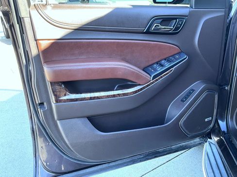 Used 2015 Chevrolet Tahoe LTZ image 9