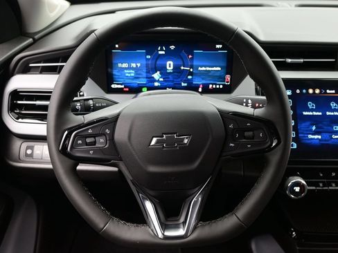 New 2027 Chevrolet Bolt LT w/ Comfort Package FWD image 19