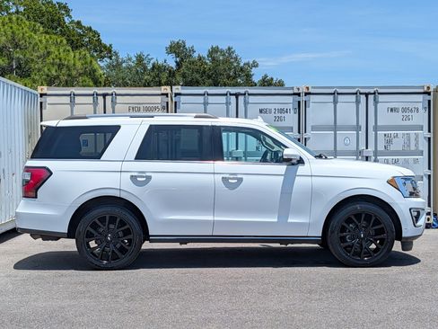 Used 2019 Ford Expedition Limited RWD image 3