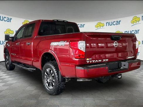 Used 2018 Nissan Titan PRO-4X w/ Pro-4x Convenience Package AWD/4WD image 4