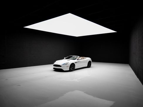 Used 2016 Aston Martin DB9 GT image 85