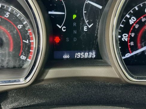 Used 2010 Toyota Highlander 4WD image 14