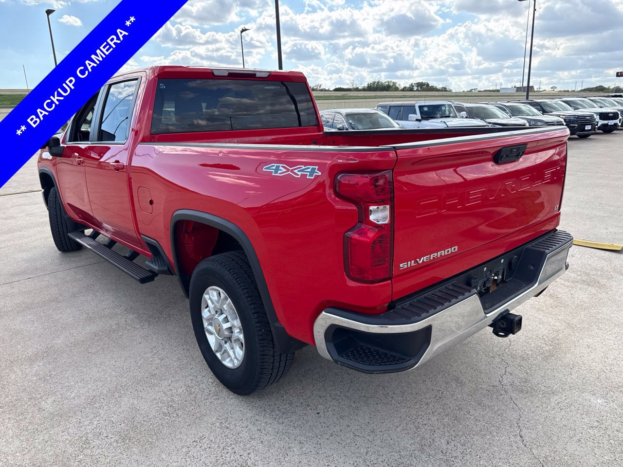 Used 2024 Chevrolet Silverado 2500 LT w/ Convenience Package AWD/4WD image 8