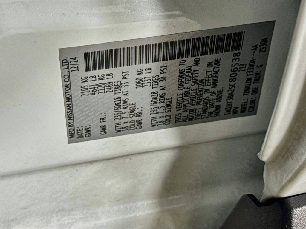 Used 2025 Nissan Rogue SV FWD image 42
