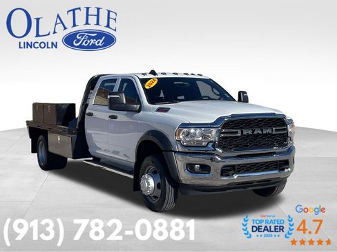 Used 2024 RAM 5500 Tradesman w/ Chrome Appearance Group image 7