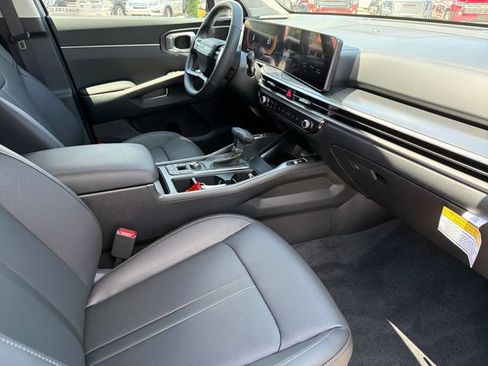 New 2026 Kia Sorento S FWD image 22
