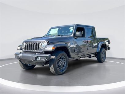New 2025 Jeep Gladiator Sport