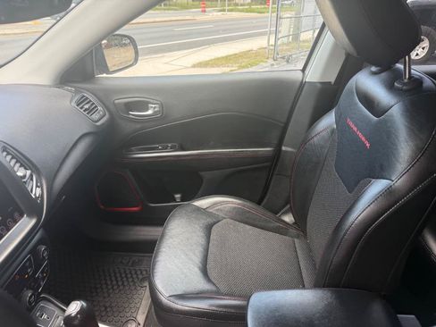 Used 2021 Jeep Compass Trailhawk AWD/4WD image 21