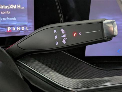 Used 2025 Chevrolet Suburban RST w/ Comfort Package AWD/4WD image 13