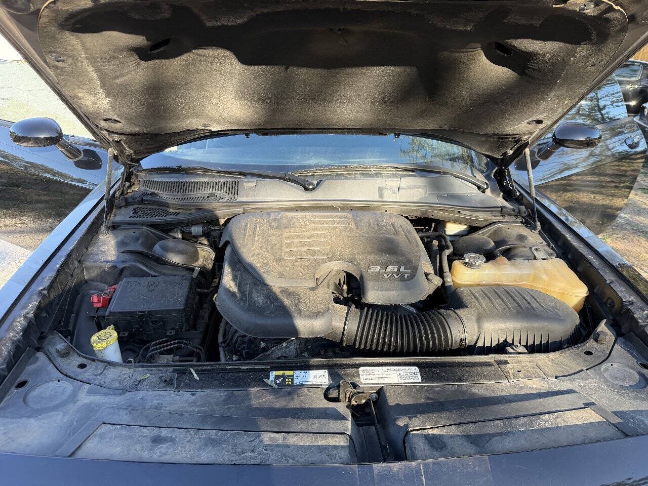 Used 2015 Dodge Challenger SXT Plus RWD image 17