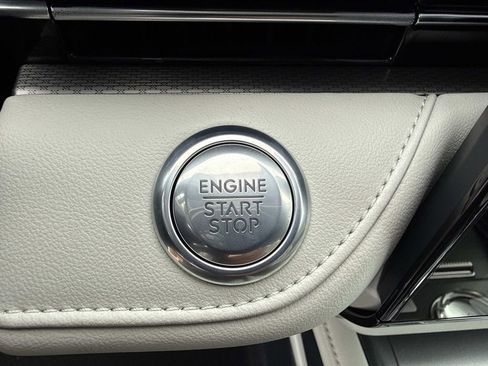 New 2026 Lincoln Nautilus Premier AWD/4WD image 27