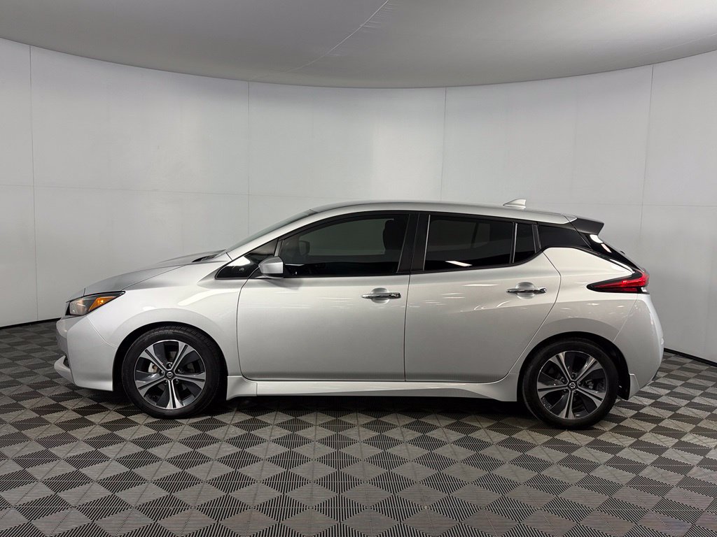 Used 2022 Nissan Leaf SV FWD image 11