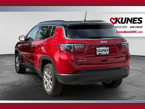 Used 2025 Jeep Compass Limited AWD/4WD image 8