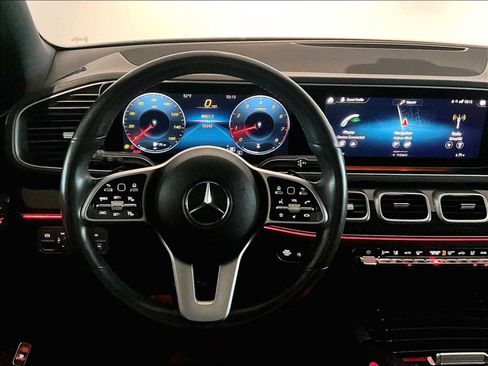 Used 2020 Mercedes-Benz GLE 350 4MATIC image 16