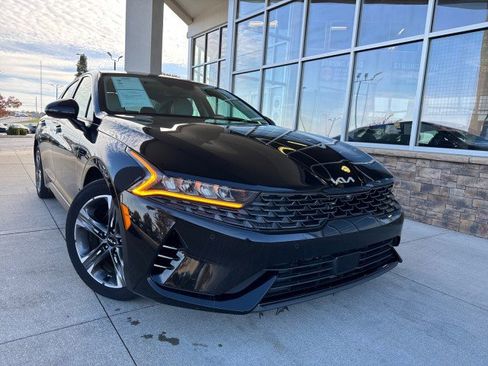 Used 2022 Kia K5 EX w/ EX Premium Package image 2