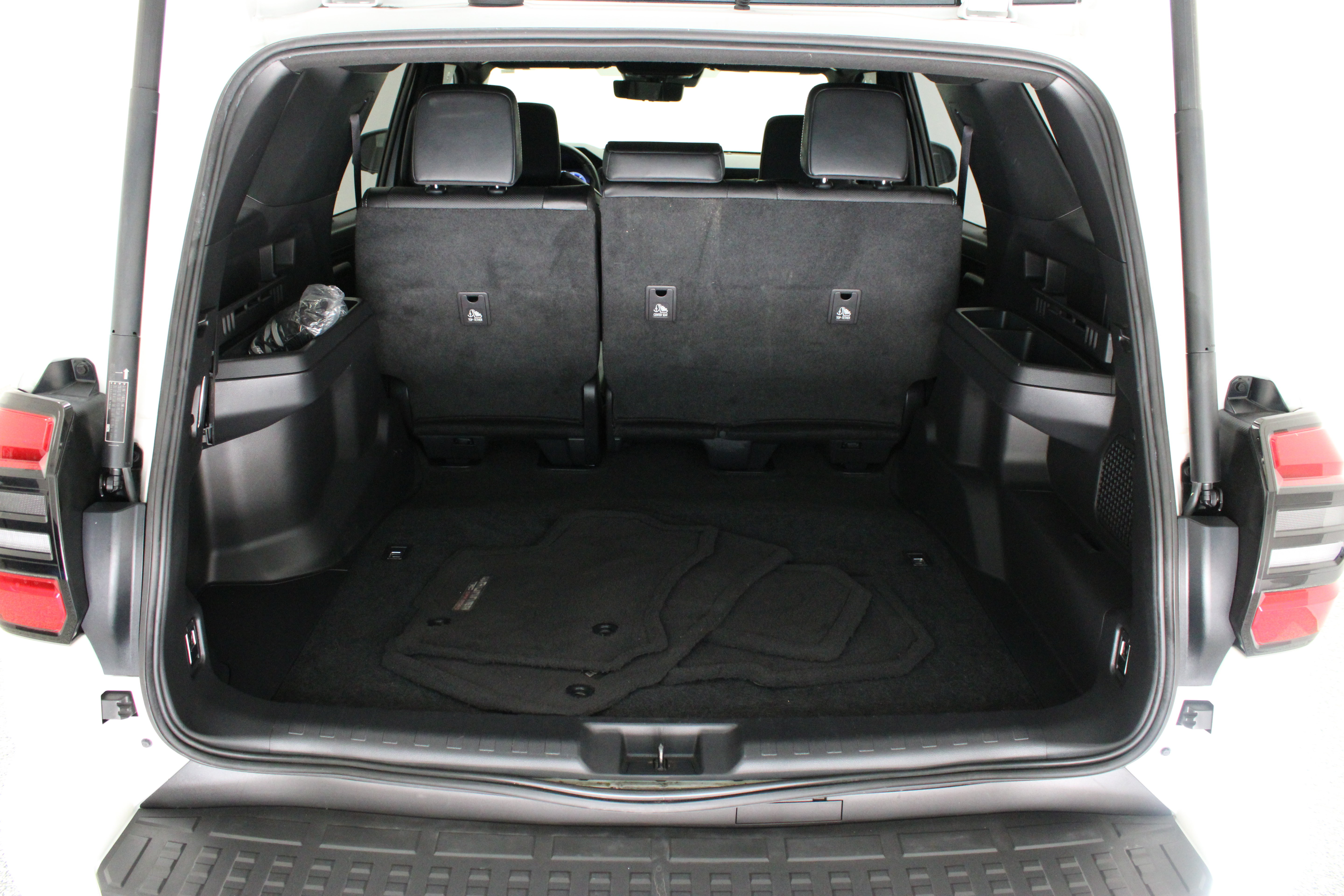 Used 2025 Toyota 4Runner TRD Off-Road Premium w/ Tow Technology Package AWD/4WD image 34