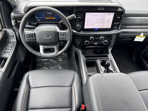 New 2026 Ford F250 Lariat w/ Black Appearance Package image 23