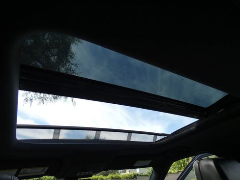 Used 2020 Land Rover Discovery HSE Luxury image 58