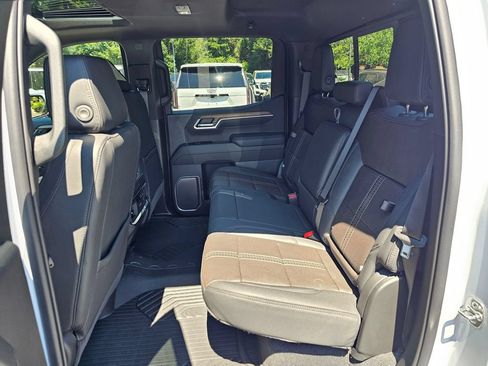 New 2026 Chevrolet Silverado 1500 High Country w/ Technology Package AWD/4WD image 17