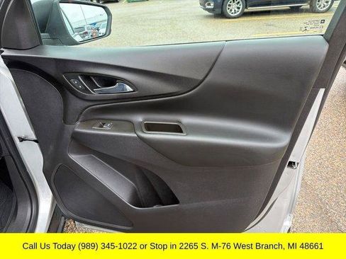 Used 2021 Chevrolet Equinox LT FWD image 42